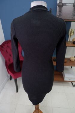 Платье Terranova  черное 46 размер