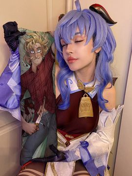 Мини дакимакура Лоуренс Парень до гроба арт. M1313, 60х20 см