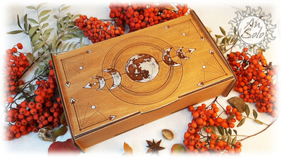 Шкатулка под 3 колоды таро "Лунные фазы"