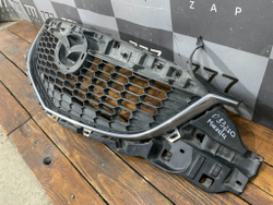 Решетка радиатора Mazda CX-5 1 (KE) 11-15 Б/У Оригинал KD4550712