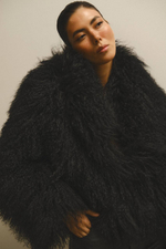 PRE-ORDER LAMA FUR ÉSME INS