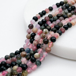 Турмалин граненый бусины, размер около 4,3-4,5 мм, цена за отрезок 19 см (1/2 нити)