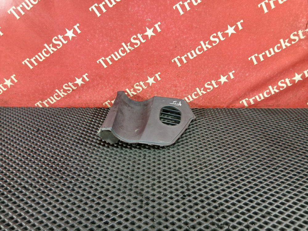 Накладка торпедо левая 2023г