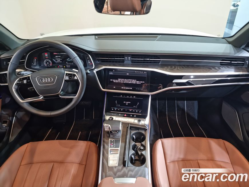 Audi A6 (C8) 45 TFSI Premium (08.2023)