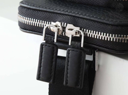 Нагрудная сумка-слинг Prada