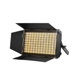 Portable 108x3W LED Flood Light — заливной прожектор 108×3 Вт RGB с углом 60° IP65