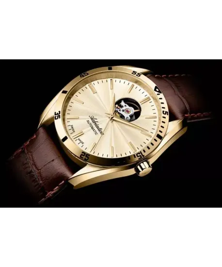 Мужские часы Adriatica A8202.1B11A