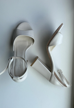 Босоножки // Rima // White