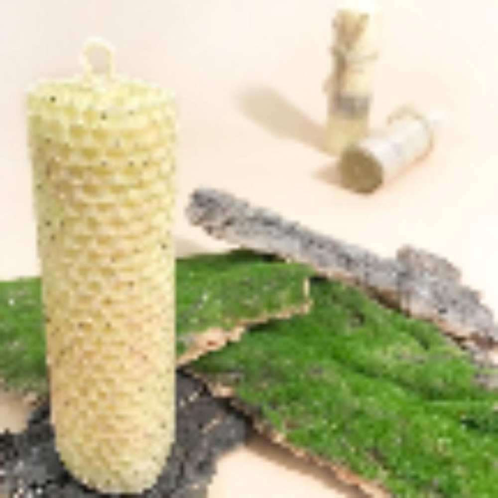 Свеча из вощины с Корой дуба 13 см