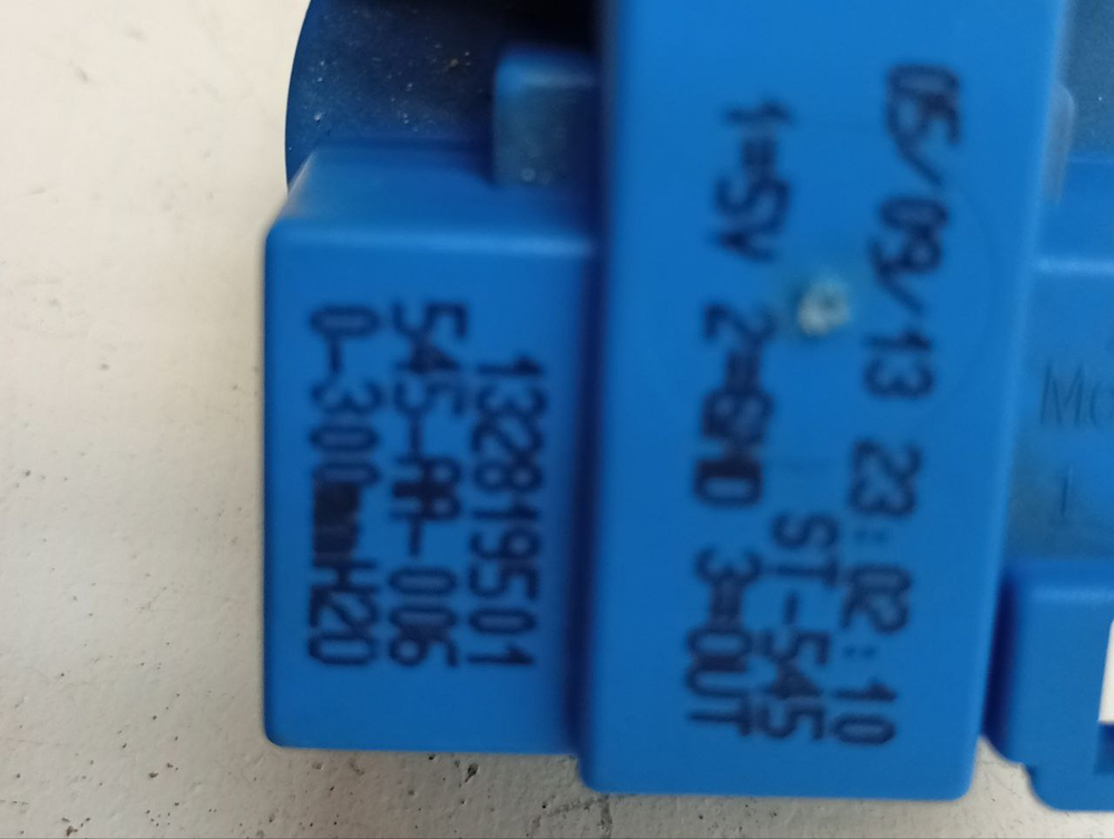 ZWQ5105 кт13 Датчик уровня для стиральных машин AEG Electrolux Zanussi 132819501 б/у