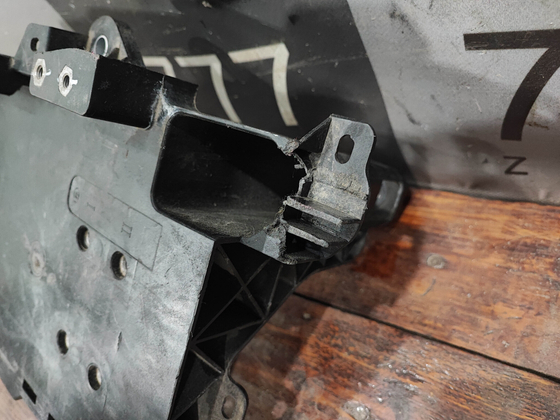 Площадка аккумулятора Haval Jolion 21-нв Б/У Оригинал 3703100XST01B