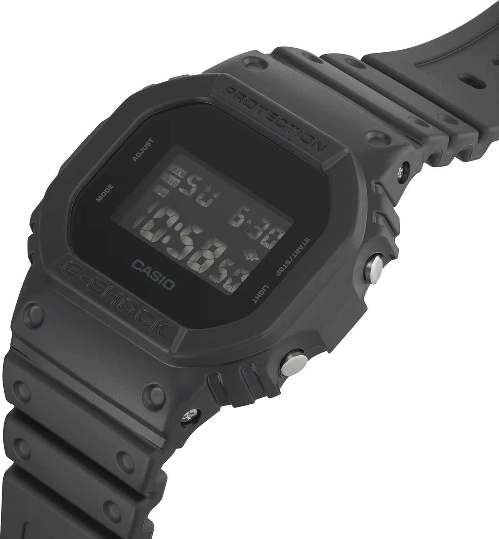 Мужские наручные часы Casio DW-5600UBB-1