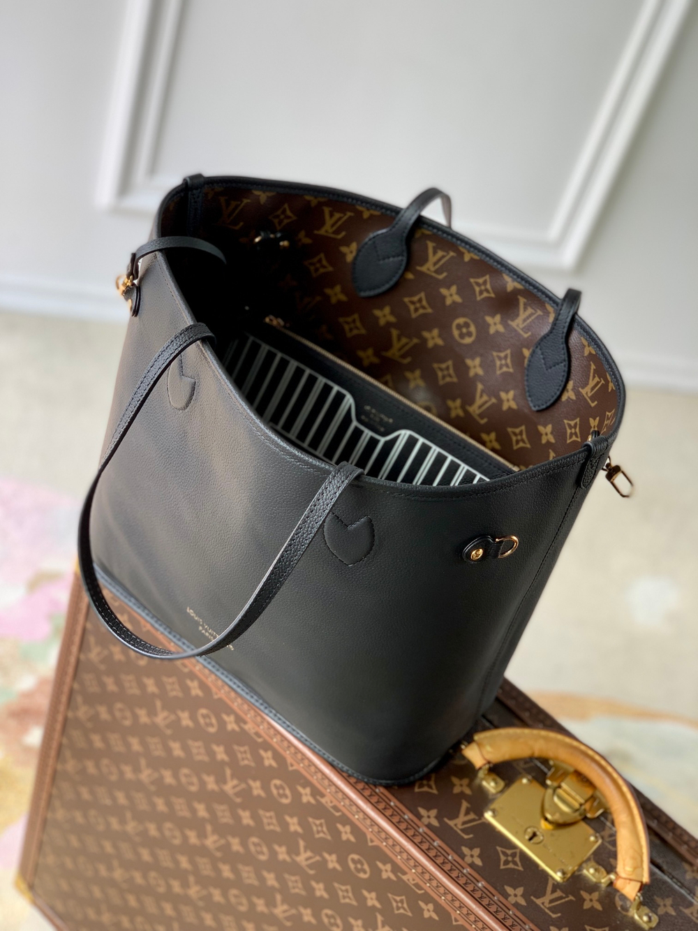 Louis Vuitton Neverfull Inside Out MM