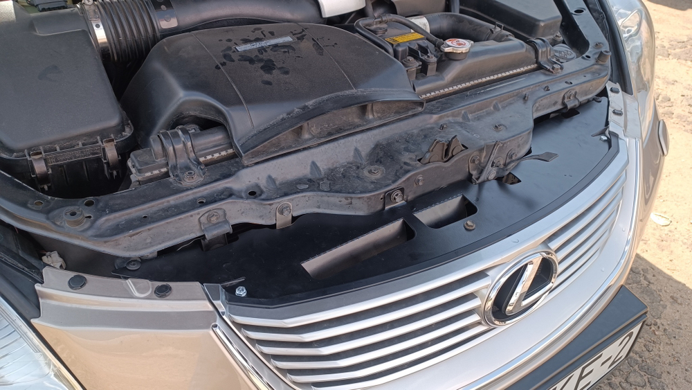 Накладка фальшрадиаторной решетки из нержавейки Lexus SC430 рестайлинг и Toyota Soarer Z40 (ПОД ЗАКАЗ)