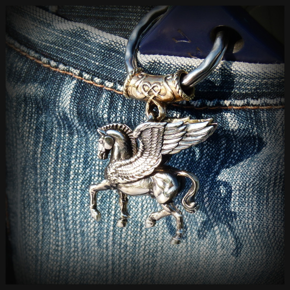 Брелок для ключей "Пегас" , мельхиор