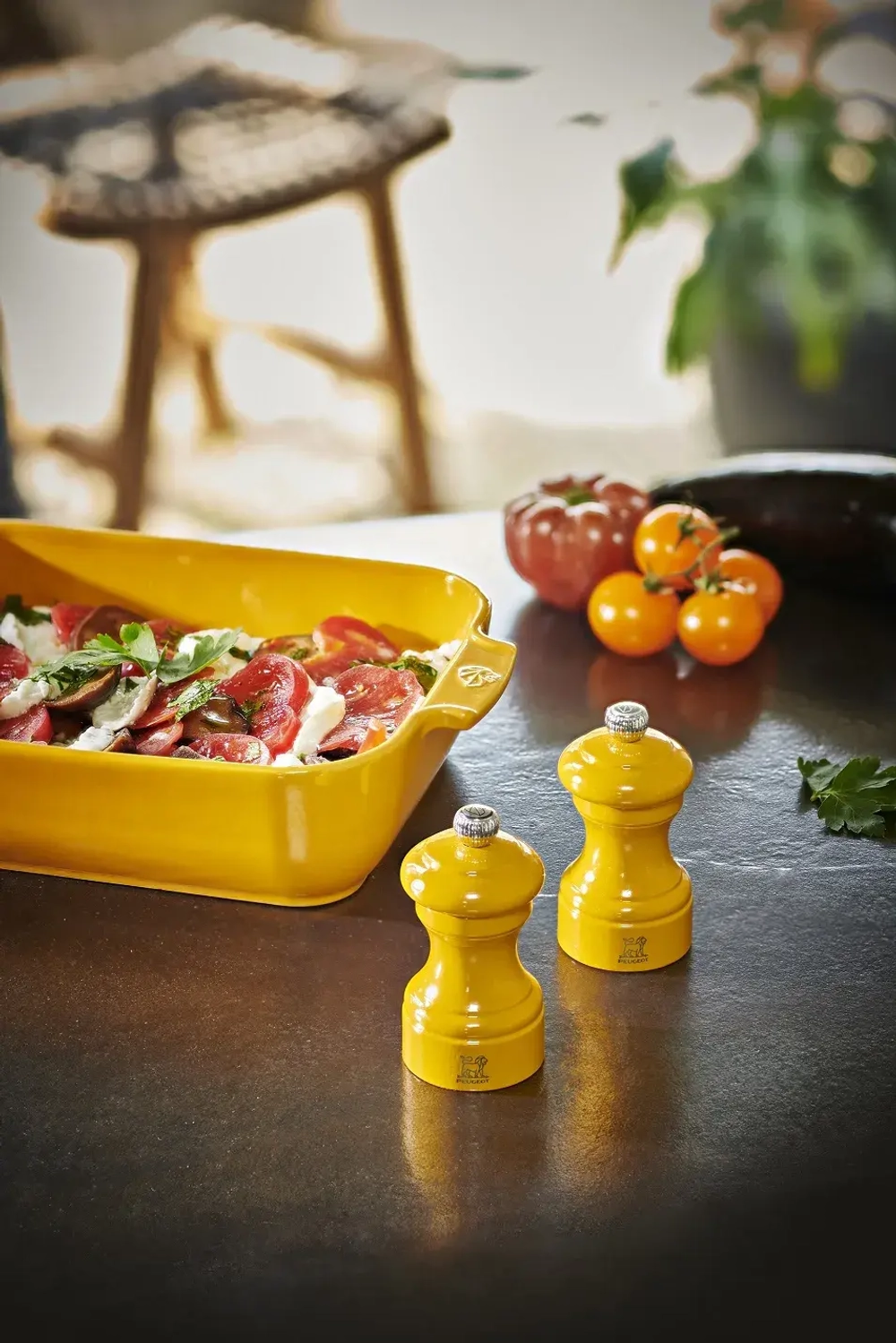 Peugeot Мельница для перца Bistro 10 см желтый шафран