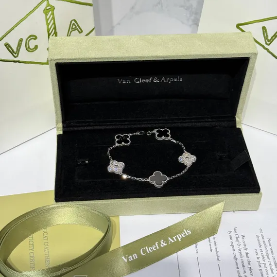 Винтажный браслет Van Cleef & Arpels Alhambra, 5 мотивов