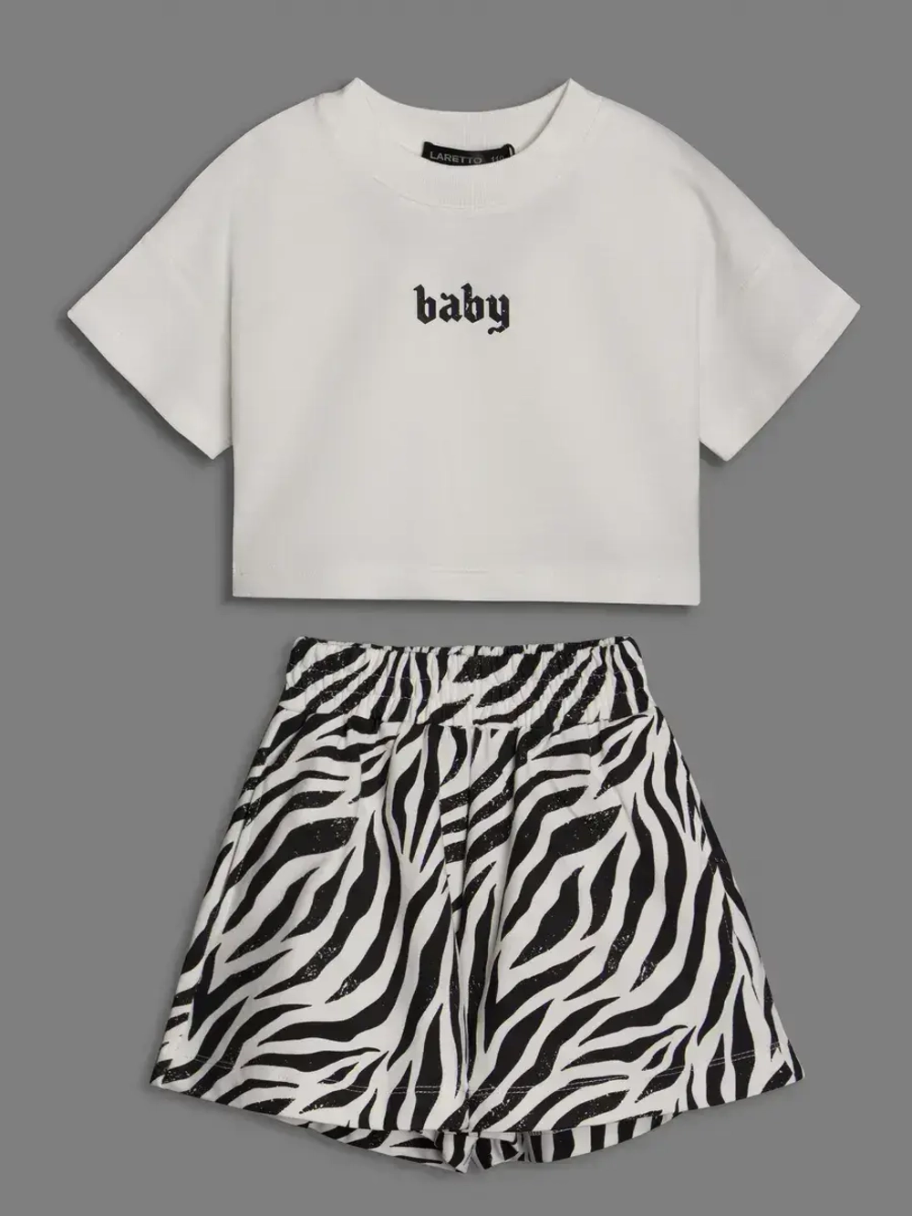 Летний костюм, футболка и шорты для девочки