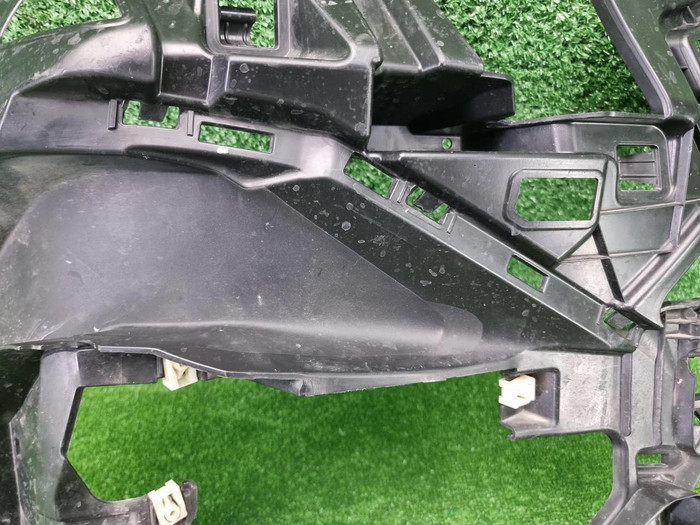 Кронштейн ПТФ правый BMW X1 F48 (2019-2022)