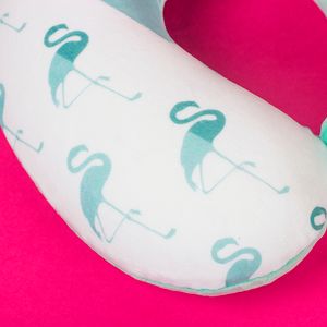 Подушка дорожная Flamingos 2