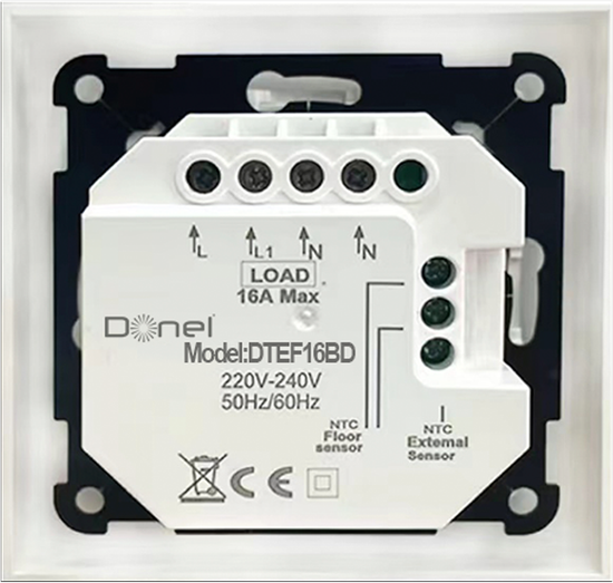 Термостат с датчиком пола,  программируемый,  16 A,  55*55 мм.черный,  клавиши настройки