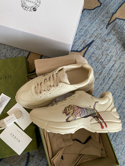 Gucci Rhyton Sneaker