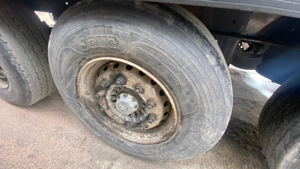 Grunwald 9453 Полуприцеп бортовой (евроборт) 9453-0000010-10 (Шторный)