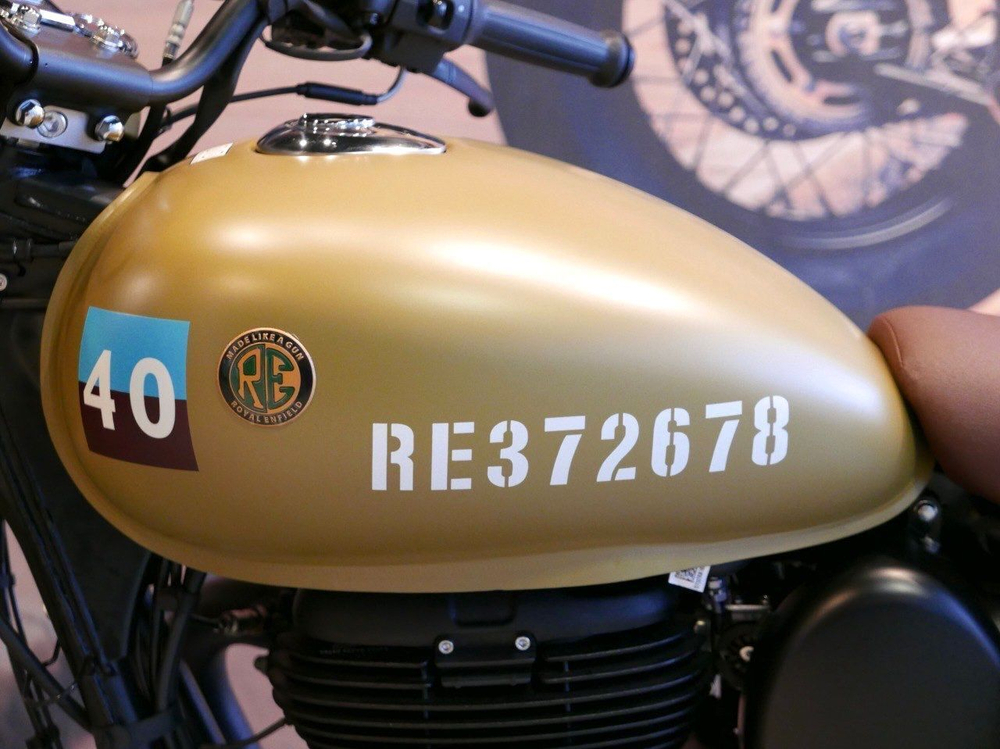 Royal Enfield Classic 350 Signals Desert Sand