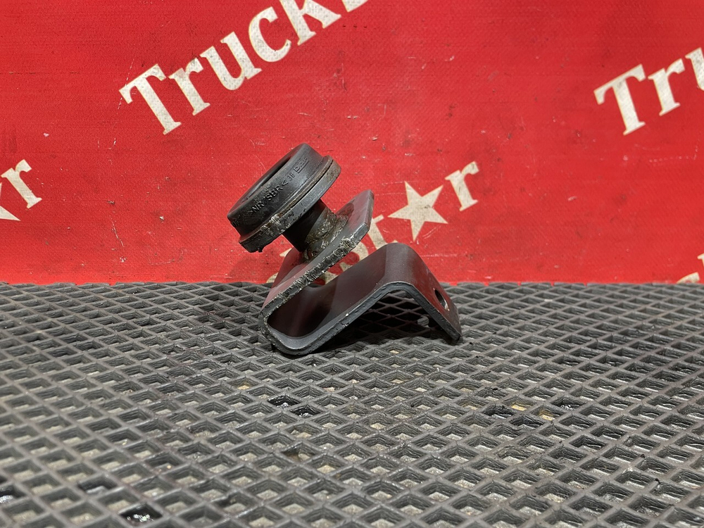 Отбойник рессоры передней