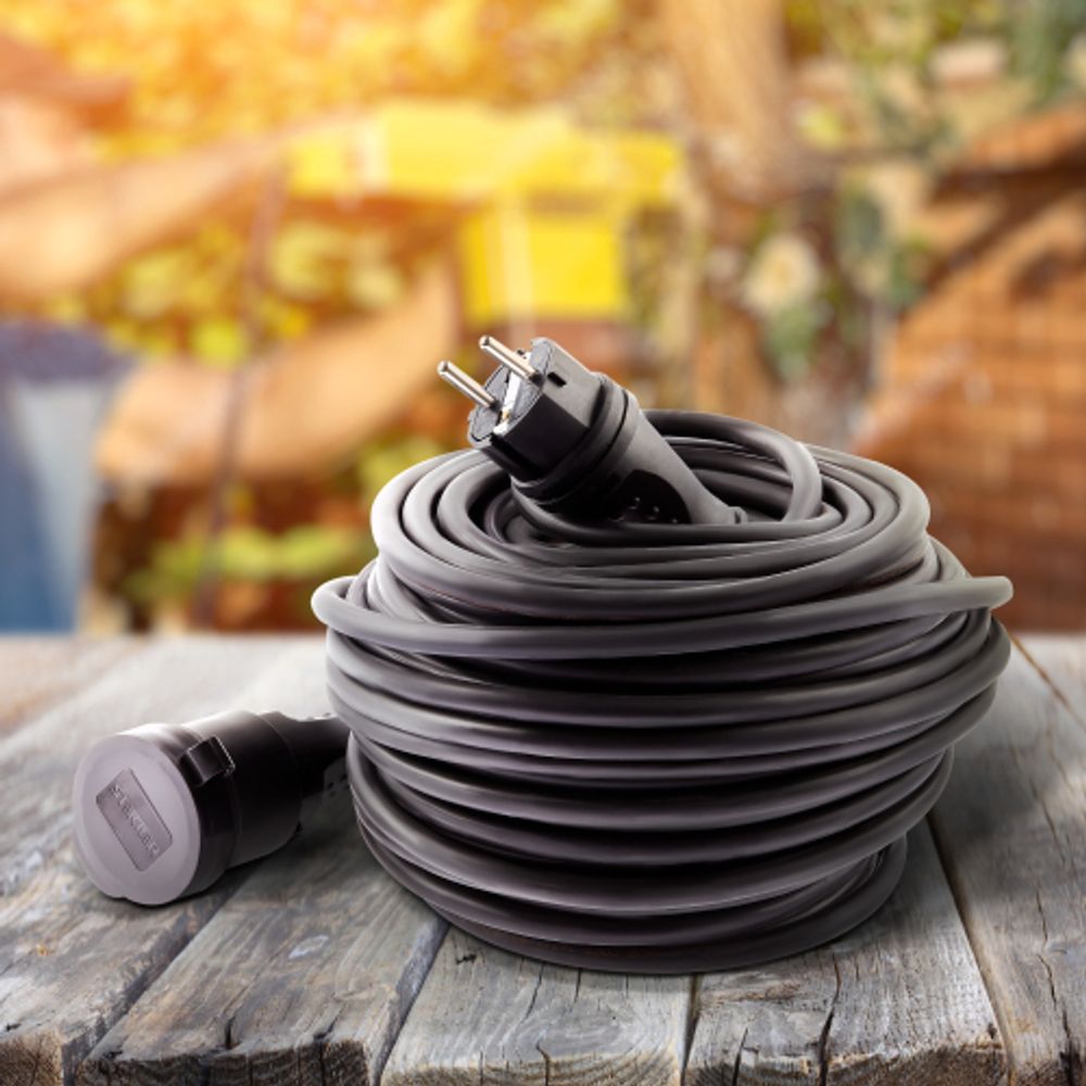 Удлинитель силовой ЭРА UPx-1e-3x2,5-30m-IP44(KG) в бухте с заземлением 1 розетка 30 м КГ 3х2,5мм2 | Силовые удлинители
