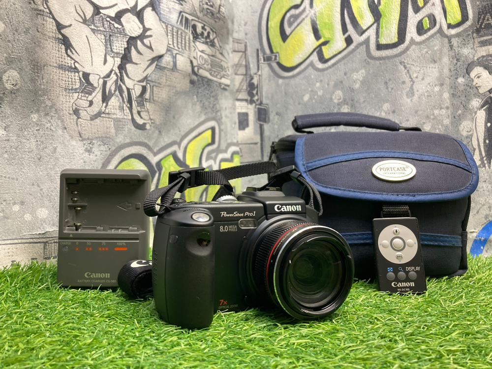 Canon PowerShot Pro1