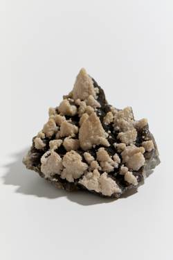 Кальцит на друзе дымчатого кварца