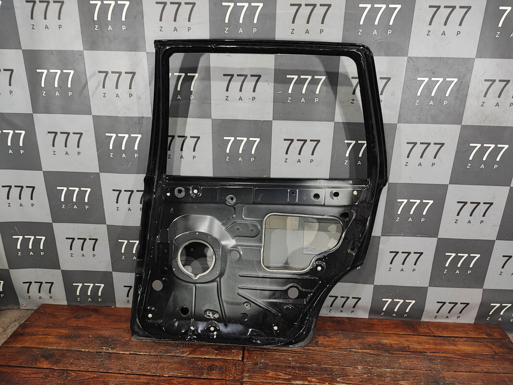 Дверь задняя правая Volvo XC90 1 02-14 Б/У Оригинал 31385355