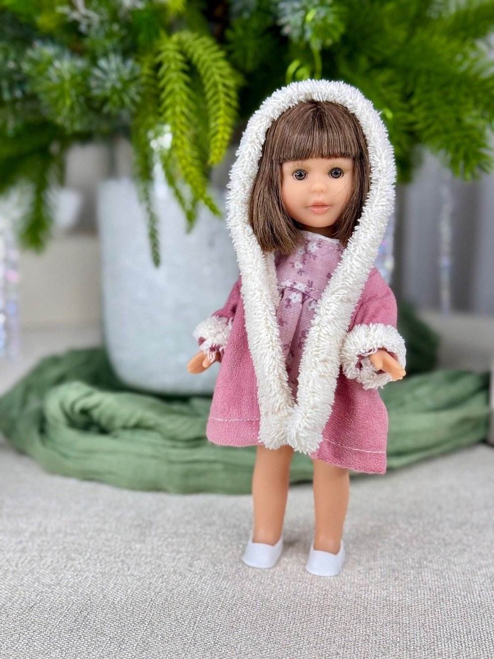 Кукла BERJUAN виниловая 22см Irene в наборе (1020)