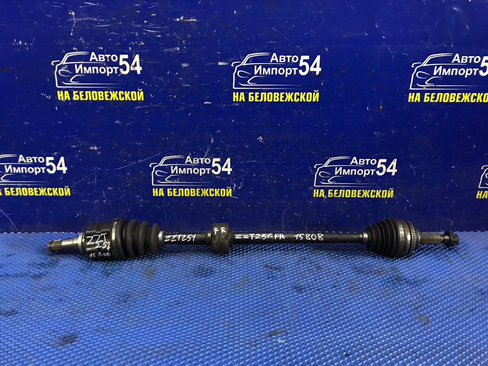 Привод передний правый TOYOTA AVENSIS 2002-2010