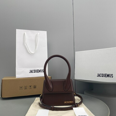 Jacquemus Le Chiquito Moyen 18 cm