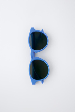 ZARA СОЛНЦЕЗАЩИТНЫЕ ОЧКИ В ТОНКОЙ ПЛАСТИКОВОЙ ОПРАВЕ, ГОЛУБОЙ