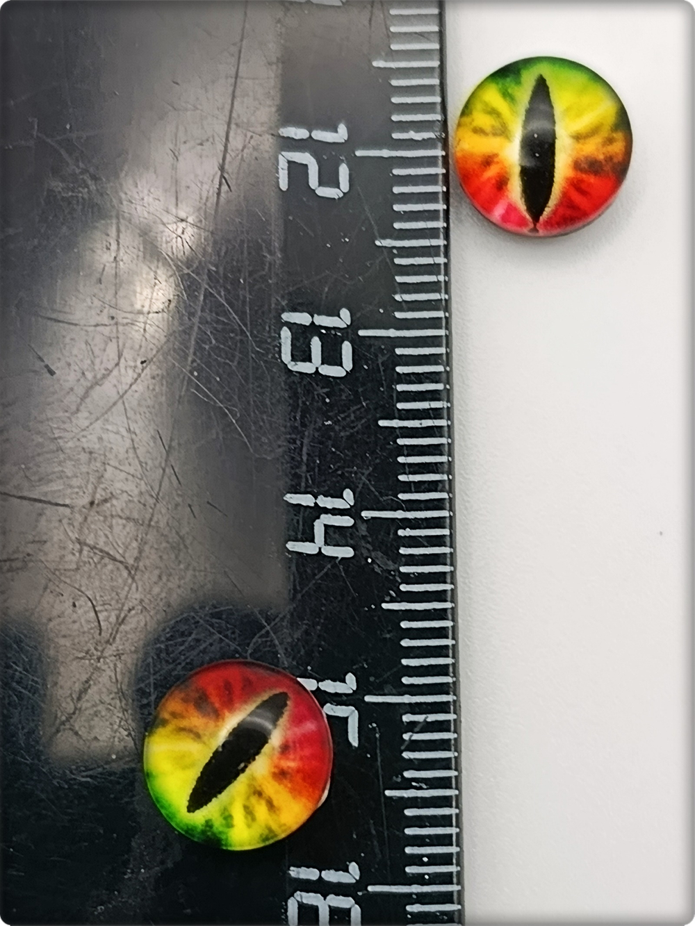 Клипсы на магнитах, серия "Глазки" (10мм). Без прокола ушей. Цена за пару. Бижутерия.