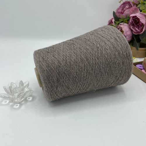 Gruppo Filpucci Ind. Filati 45% меринос 10% кашемир 20% вискоза 25% полиамид