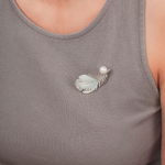 Брошь Shadore Перо Natural shell + Artificial pearl XR07613A1 S