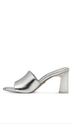 Мюли кожаные на каблуке Tamaris