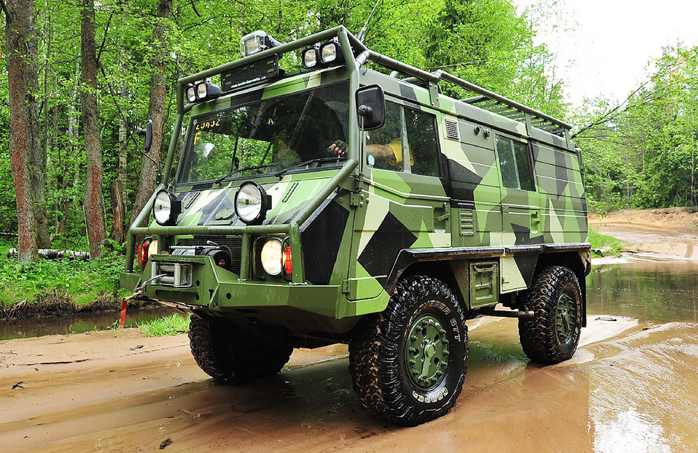 Светодиодная фара-искатель с пультом ДУ PLS-700WP WHITE PROLIGHT