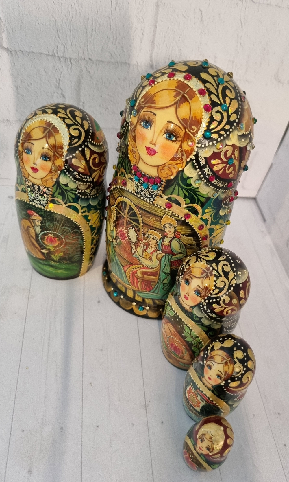 Матрешка 18см "Аленький цветочек" 5 мест