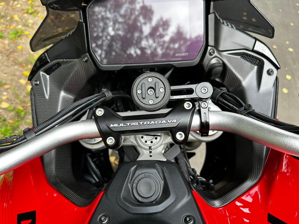 Fullsix Карбоновая накладка на приборную панель Ducati Multistrada V4 MD-MS21-S39
