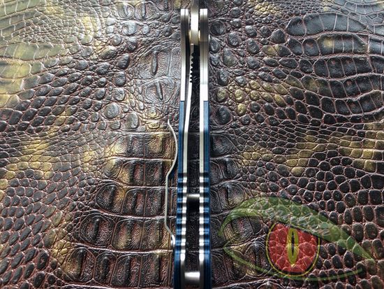 Складной нож боевой Steelclaw c клинком из стали 9Cr18MoV, рукоять G10