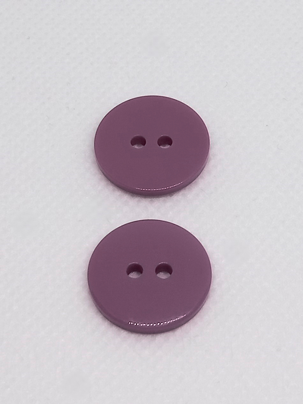Пуговица 28L (18мм) 2 прокола, пластик, 1 шт