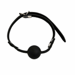 Кляп черный силиконовый на кожаном ремешке с застежкой Onjoy BDSM Silicone Gag (Цвет: черный)