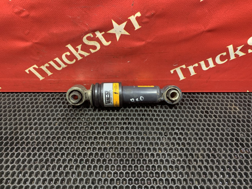 Амортизатор кабины задний