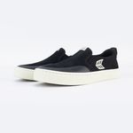 Cariuma Slip On Skate Pro (black)