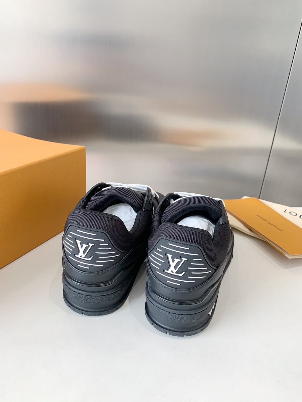 Louis Vuitton Trainer Sneaker